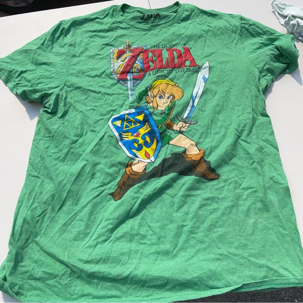 The Legend of Zelda Link to The Past Green T-Shirt Large